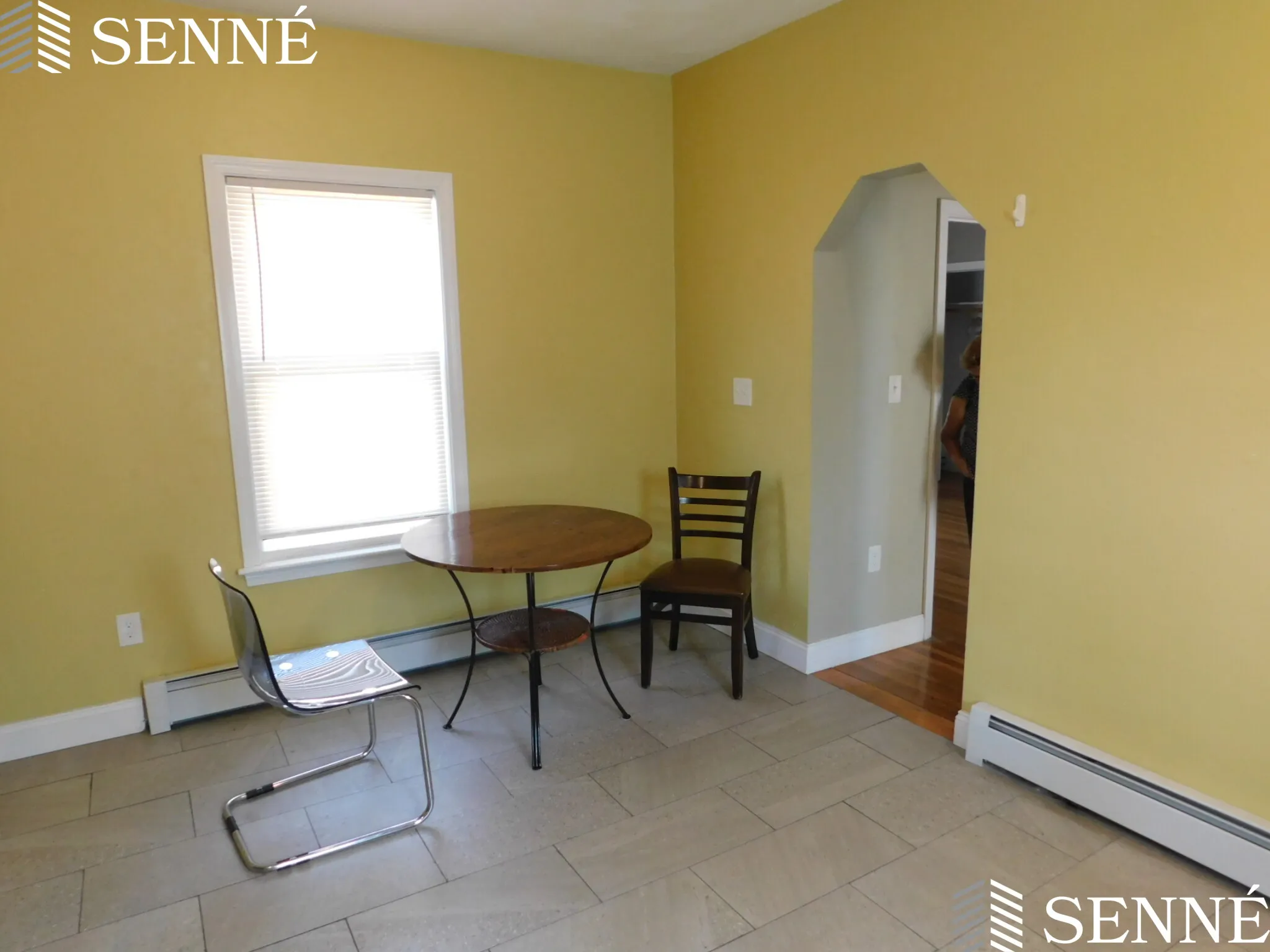 4 bed, 1 bath apartment for rent at 329 Washington St Unit 2, Ward Two — photo 3 of 10