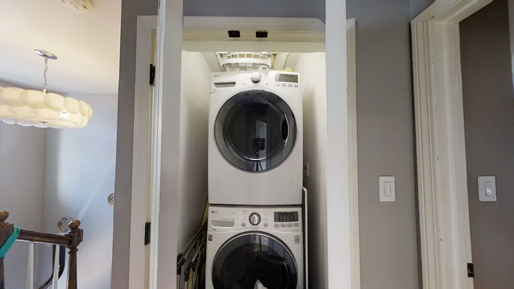 3 bed, 2.5 bath apartment for rent at 329 West Fourth St Unit 329, South Boston — photo 10 of 18