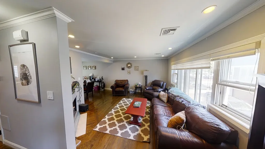 3 bed, 2.5 bath apartment for rent at 329 West Fourth St Unit 329, South Boston — photo 2 of 18