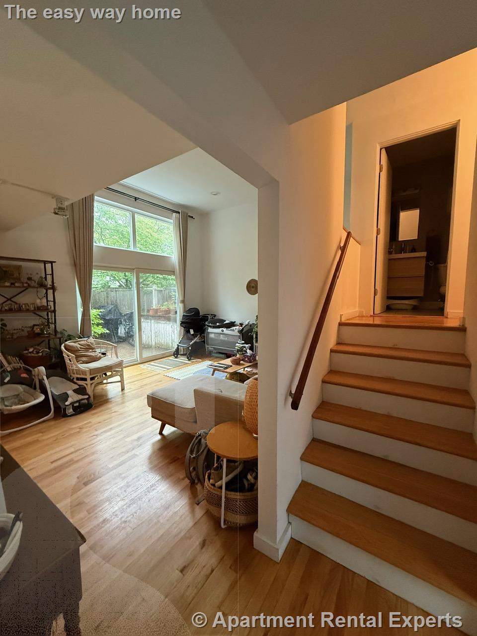 2 bed, 2 bath apartment for rent at 32A Warwick St, Davis Square — photo 11 of 23