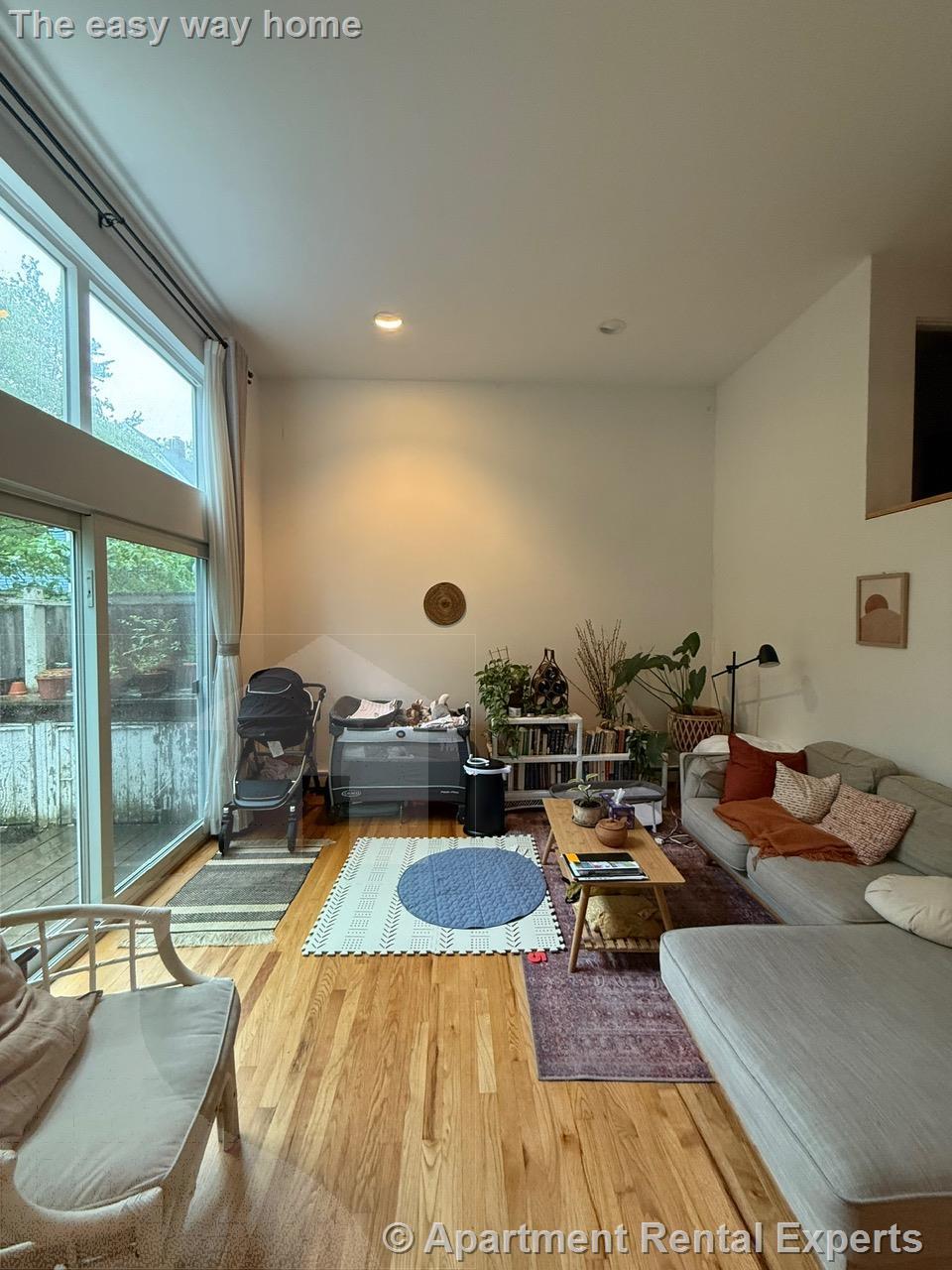2 bed, 2 bath apartment for rent at 32A Warwick St, Davis Square — photo 8 of 23