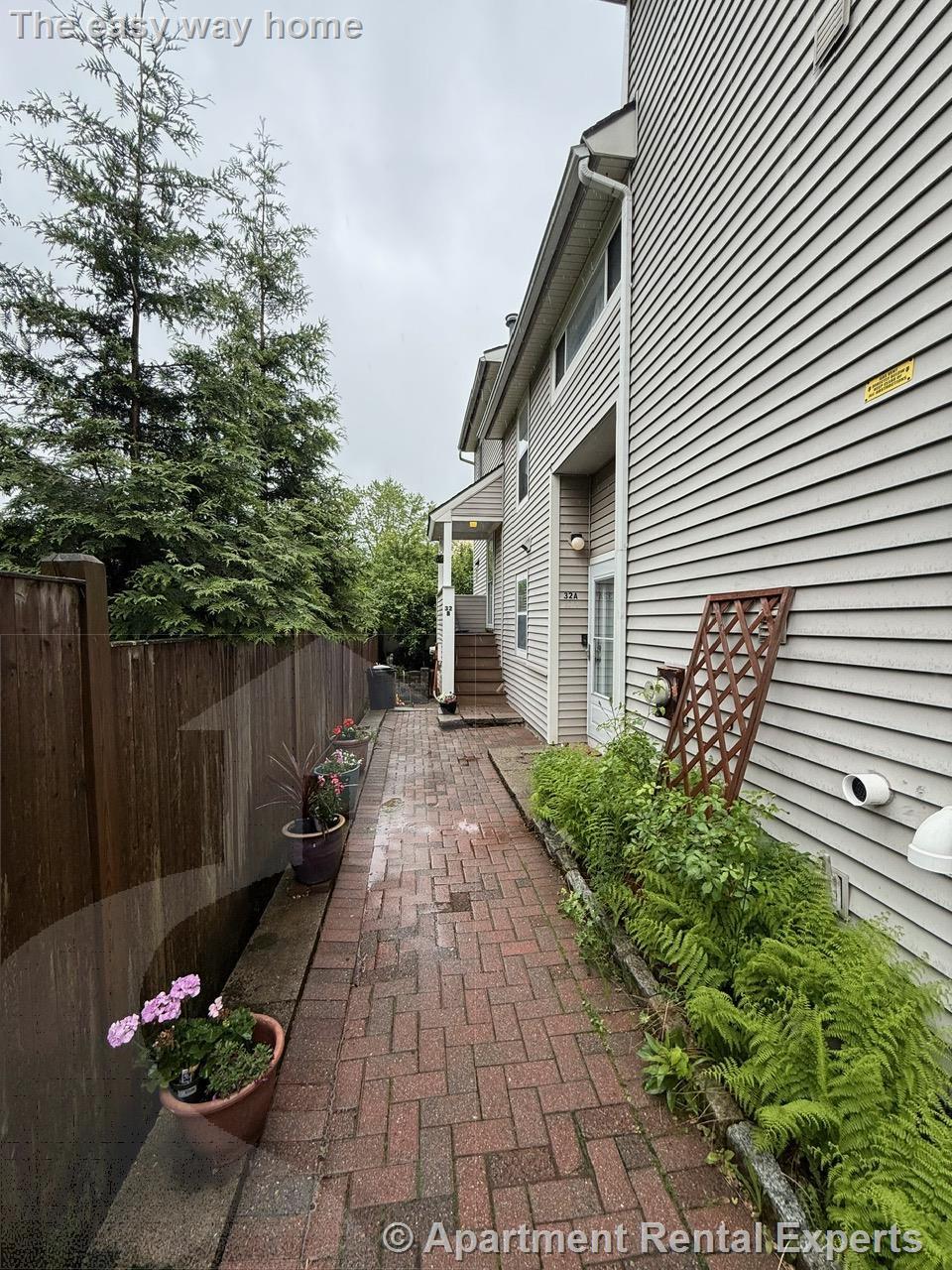 2 bed, 2 bath apartment for rent at 32A Warwick St, Davis Square — photo 1 of 23