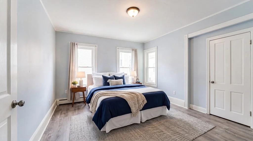 3 bed, 1 bath apartment for rent at 33 1/2 Barclay Unit 3, Worcester — photo 9 of 13