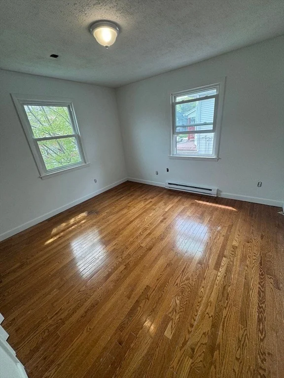 3 bed, 1 bath apartment for rent at 33-35 Hitchcock St Unit 2, Holyoke — photo 8 of 20