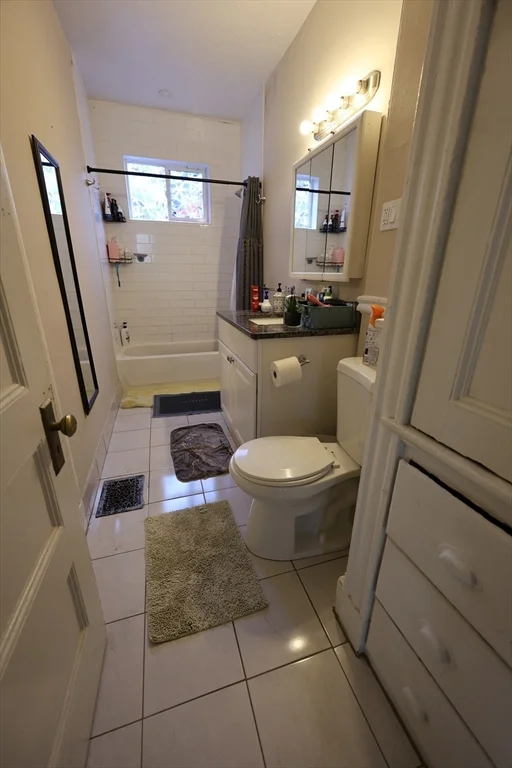 3 bed, 1 bath apartment for rent at 33-35 Ridgemont St Unit 1, Allston — photo 5 of 10