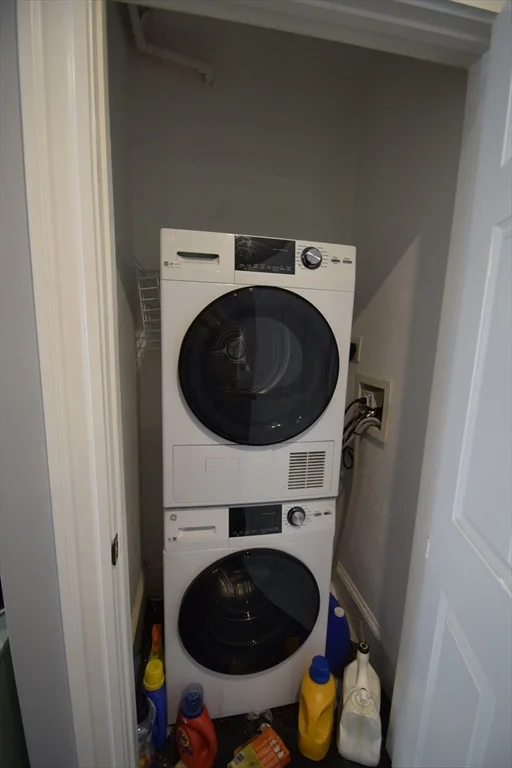 3 bed, 1 bath apartment for rent at 33-35 Ridgemont St Unit 3, Allston — photo 9 of 12
