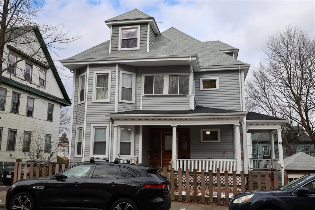 3 bed, 1 bath apartment for rent at 33-35 Ridgemont St Unit 3, Allston — photo 10 of 12