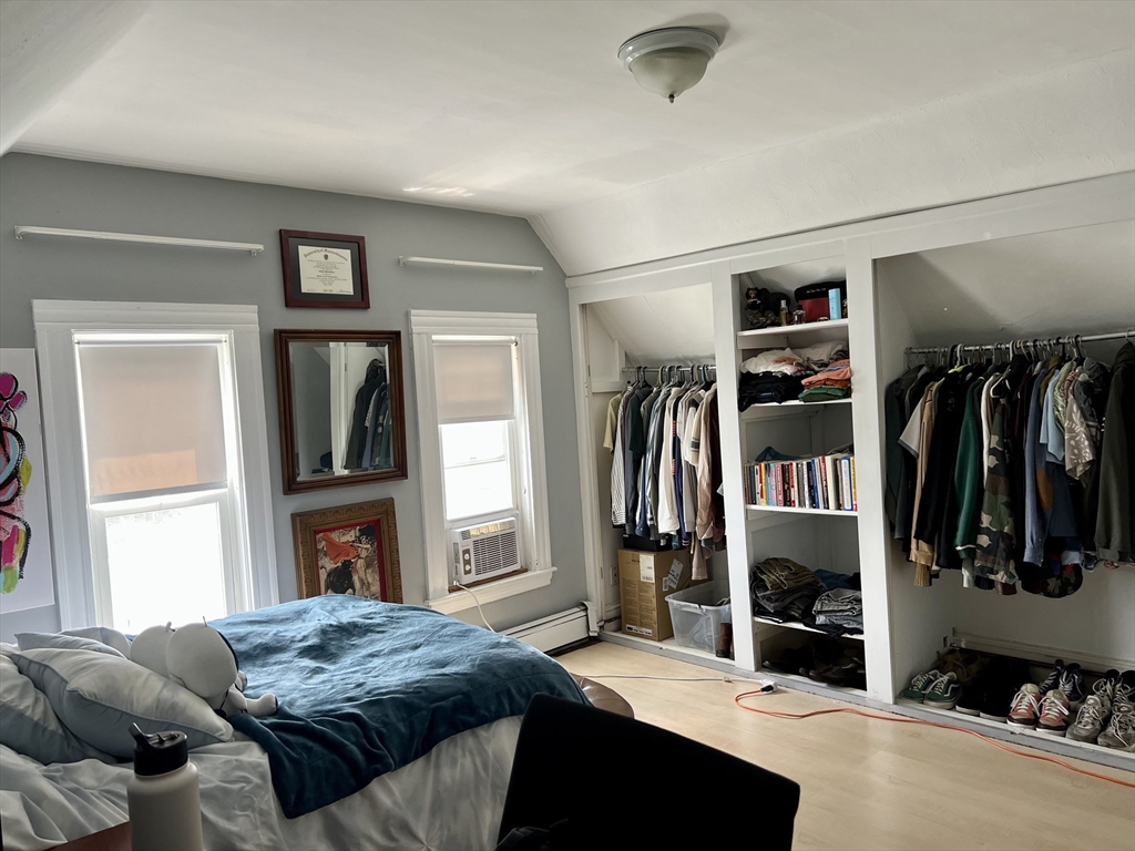 4 bed, 1 bath apartment for rent at 33-35 Rogers Ave Unit 2, Somerville — photo 21 of 24