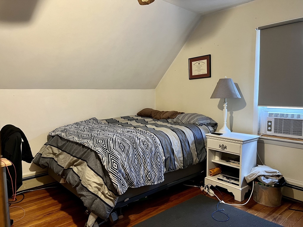 4 bed, 1 bath apartment for rent at 33-35 Rogers Ave Unit 2, Somerville — photo 12 of 24