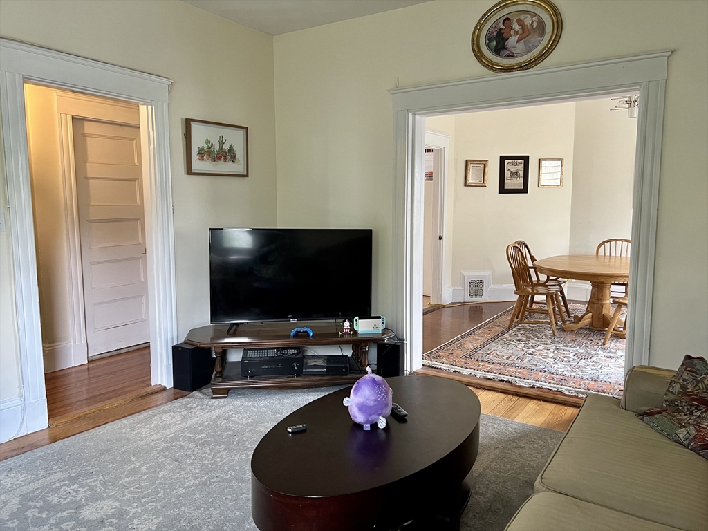 4 bed, 1 bath apartment for rent at 33-35 Rogers Ave Unit 2, Somerville — photo 8 of 24