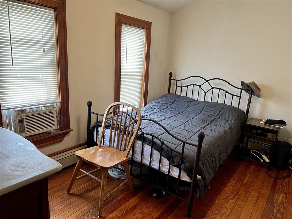 4 bed, 1 bath apartment for rent at 33-35 Rogers Ave Unit 2, Somerville — photo 18 of 24