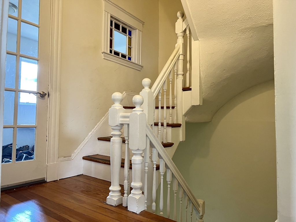 4 bed, 1 bath apartment for rent at 33-35 Rogers Ave Unit 2, Somerville — photo 11 of 24