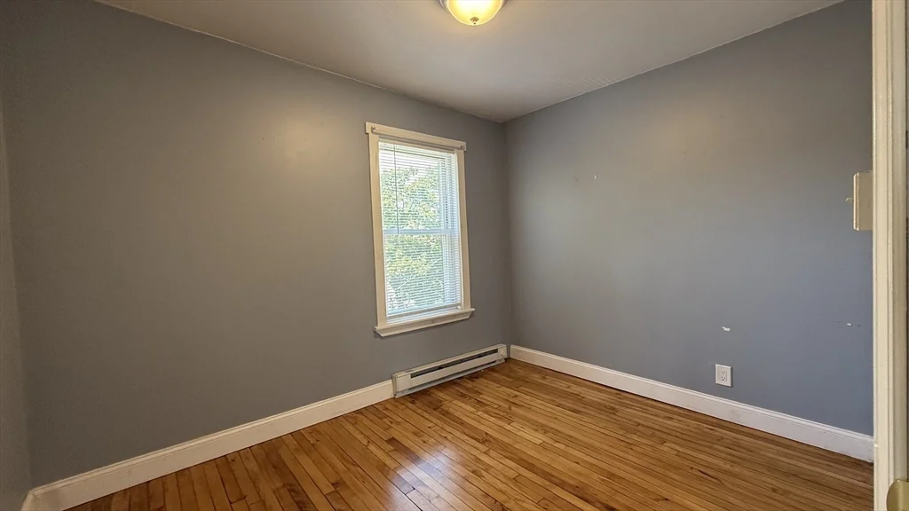 2 bed, 1 bath apartment for rent at 33-35 Upham St Unit 2, Glenwood — photo 16 of 19