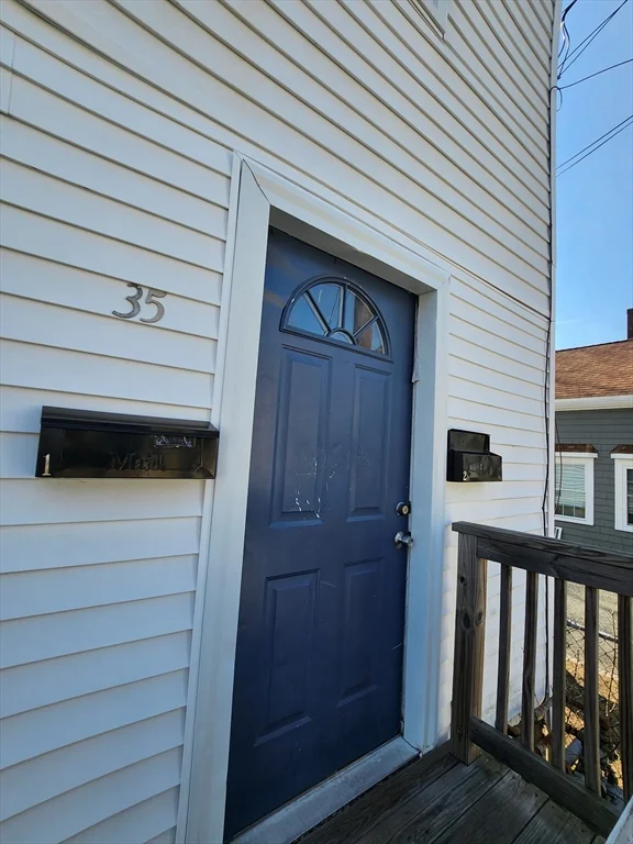 2 bed, 1 bath apartment for rent at 33-35 Upham St Unit 2, Glenwood — photo 10 of 19