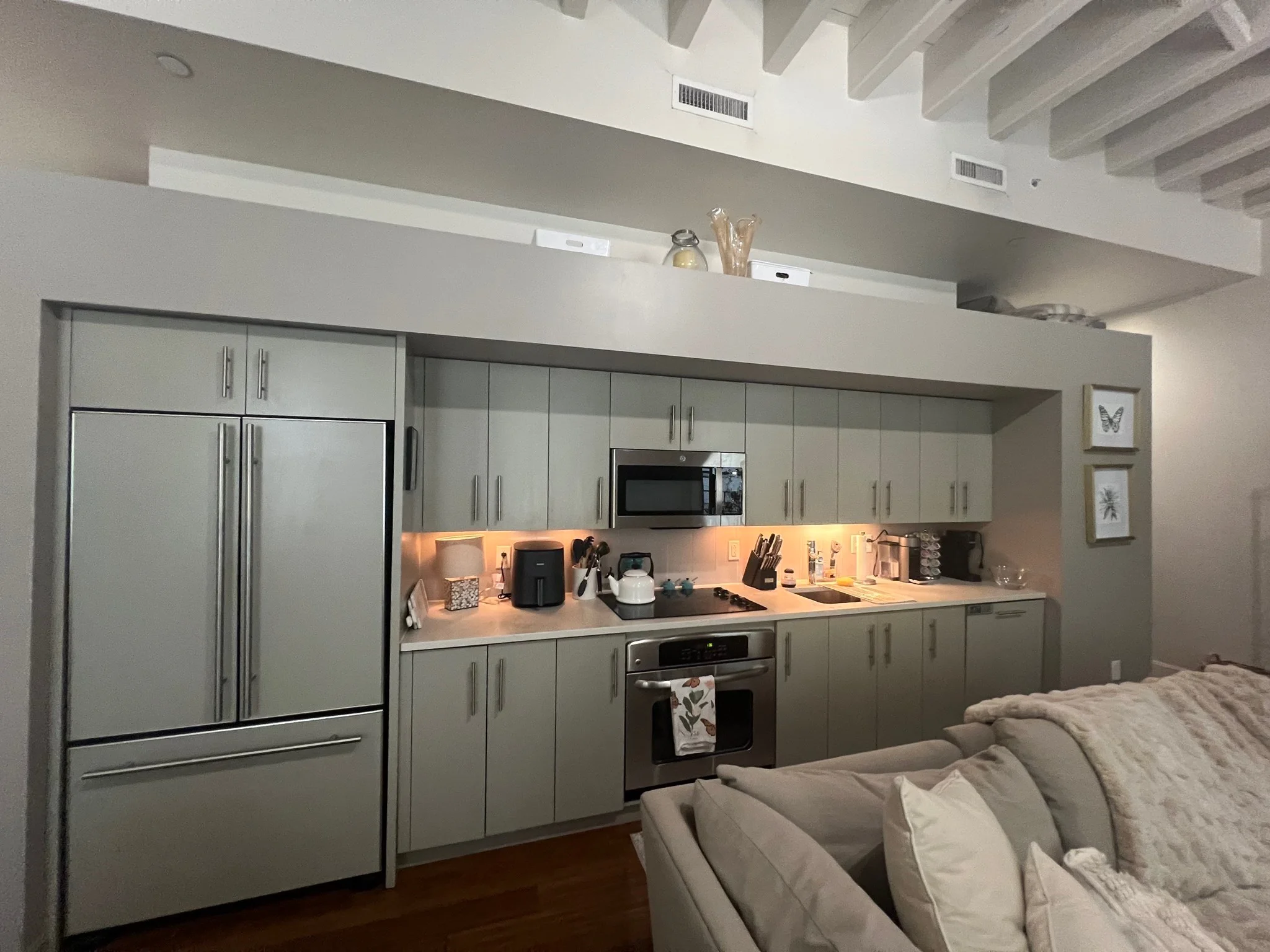 2 bed, 1.5 bath apartment for rent at 33 3rd Ave Unit U5B, Charlestown — photo 2 of 16