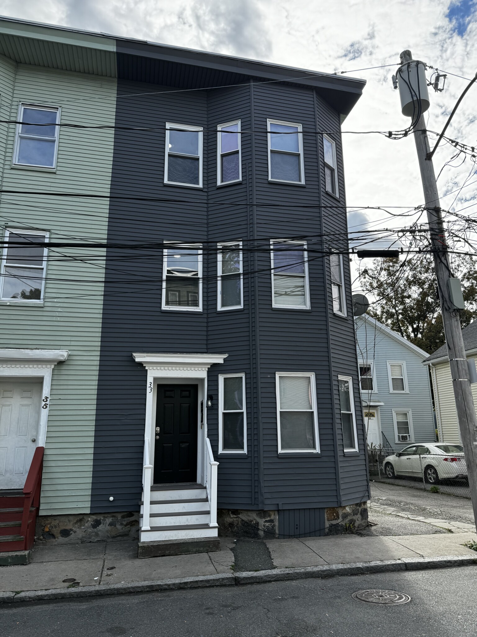 4 bed, 1.5 bath apartment for rent at 33 Adamson St Unit 2, Allston