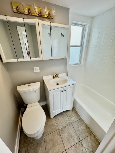 4 bed, 1.5 bath apartment for rent at 33 Adamson St Unit 2, Allston — photo 15 of 17