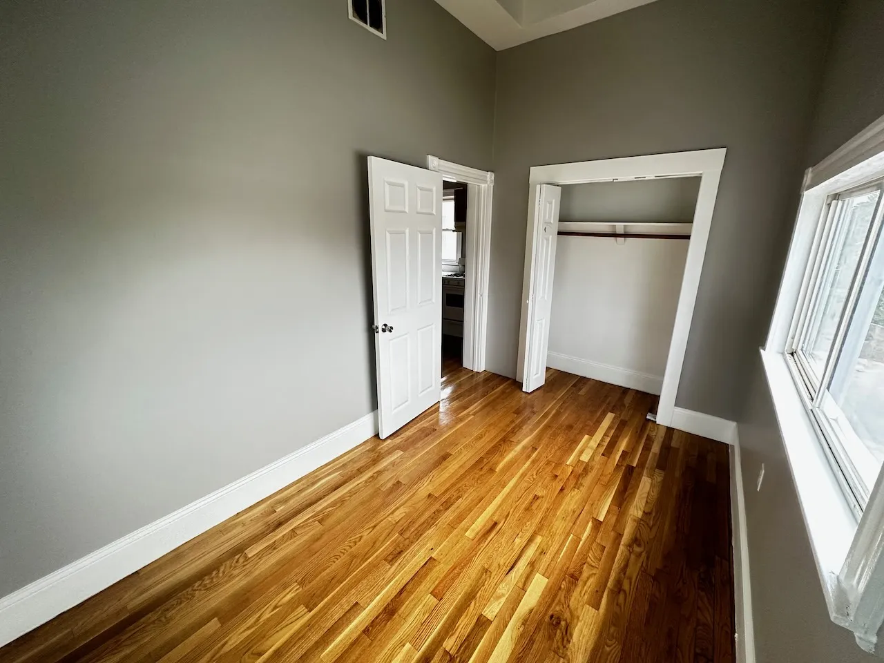 4 bed, 1.5 bath apartment for rent at 33 Adamson St Unit 3, Allston — photo 13 of 16