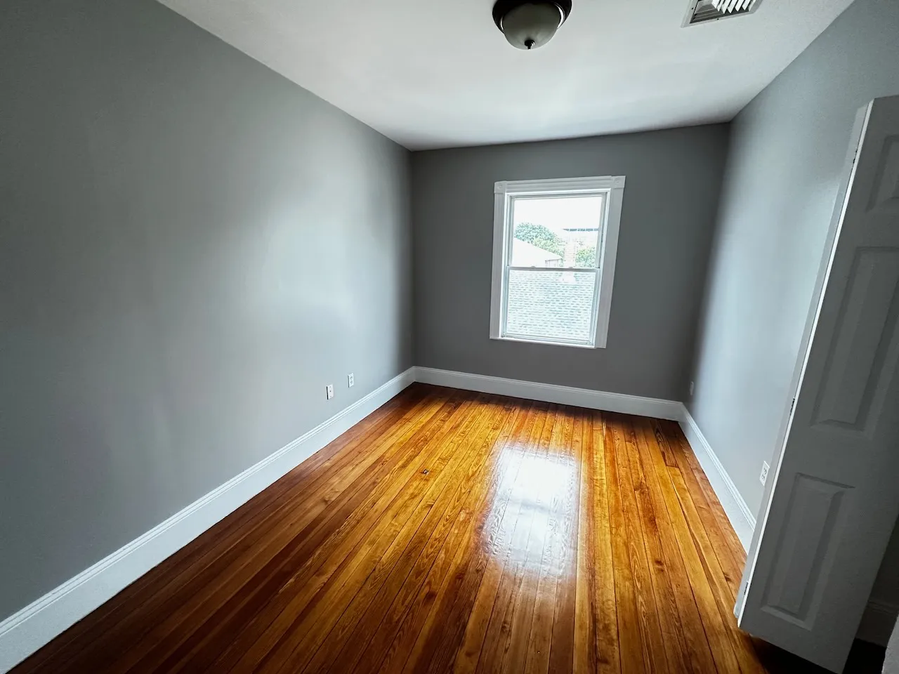 4 bed, 1.5 bath apartment for rent at 33 Adamson St Unit 3, Allston — photo 8 of 16