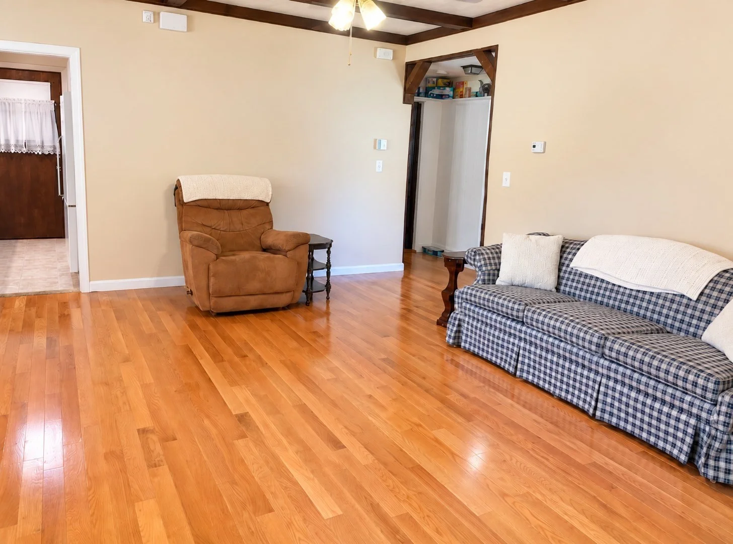 1 bed, 1 bath apartment for rent at 33 Adella St Unit B, Auburn — photo 5 of 11