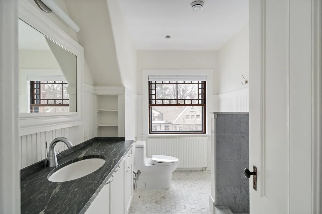 6 bed, 4+ bath apartment for rent at 33 Agassiz St Unit 33, Neighborhood Nine — photo 15 of 15