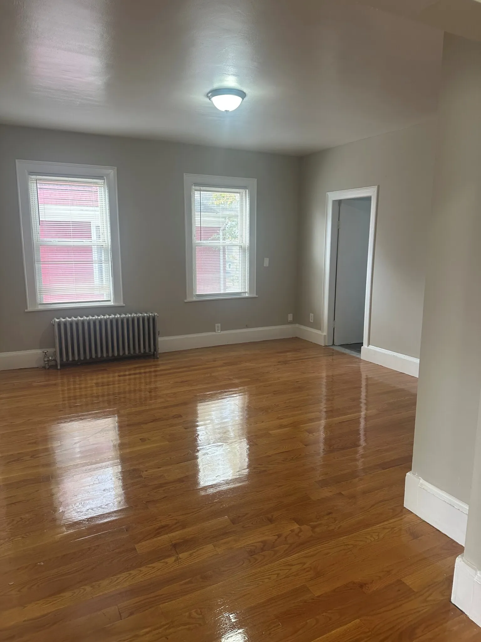 3 bed, 1 bath apartment for rent at 33 Algonquin St Unit 2, Dorchester — photo 4 of 14