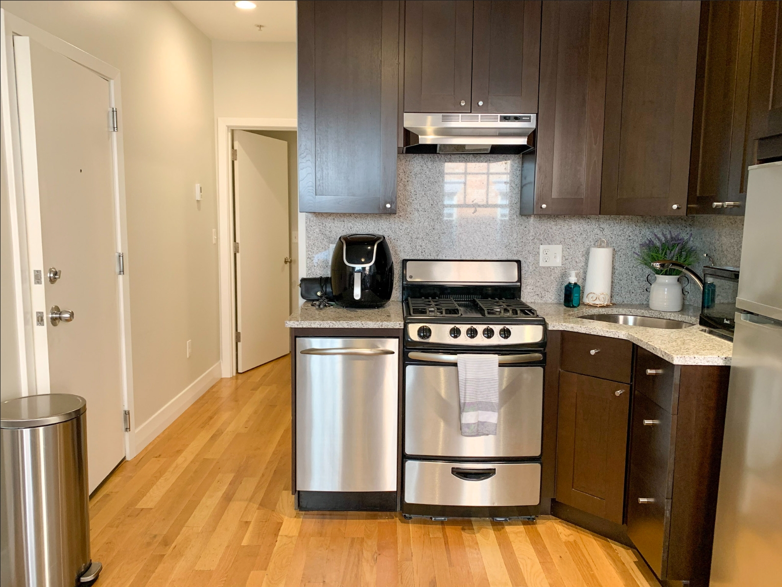 1 bed, 1 bath apartment for rent at 33 Anderson St Unit 1, Beacon Hill — photo 9 of 29
