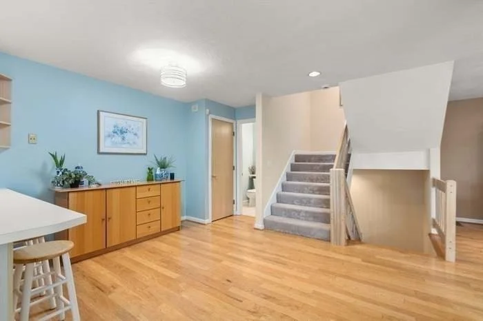 2 bed, 2 bath apartment for rent at 33 Arrowhead Cir Unit 33, Ashland — photo 9 of 20