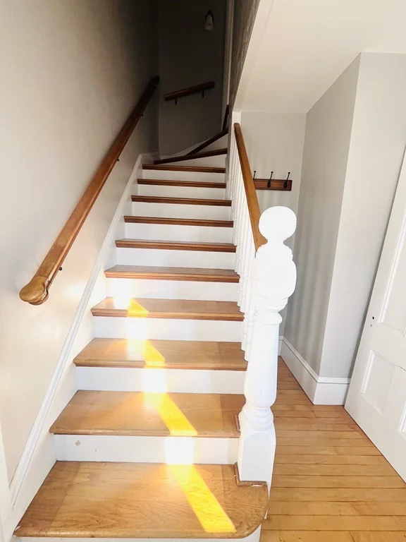 4 bed, 1 bath apartment for rent at 33 Ash St Unit 2, North Attleboro — photo 4 of 20