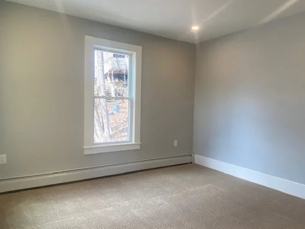 3 bed, 1 bath apartment for rent at 33 Ash St Unit 2, Spencer — photo 14 of 15