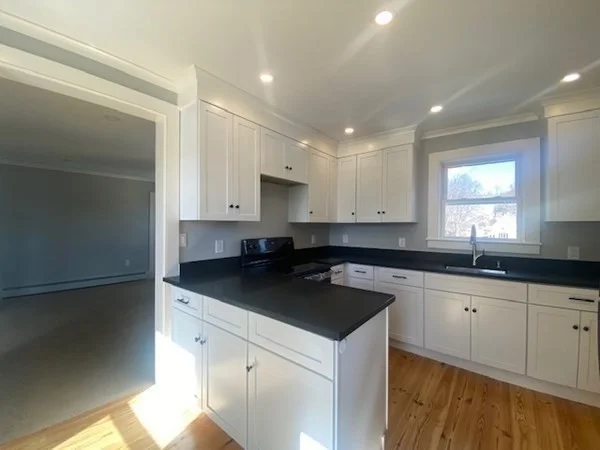 3 bed, 1 bath apartment for rent at 33 Ash St Unit 2, Spencer — photo 7 of 15