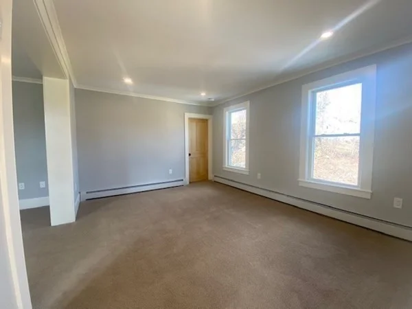 3 bed, 1 bath apartment for rent at 33 Ash St Unit 2, Spencer — photo 12 of 15
