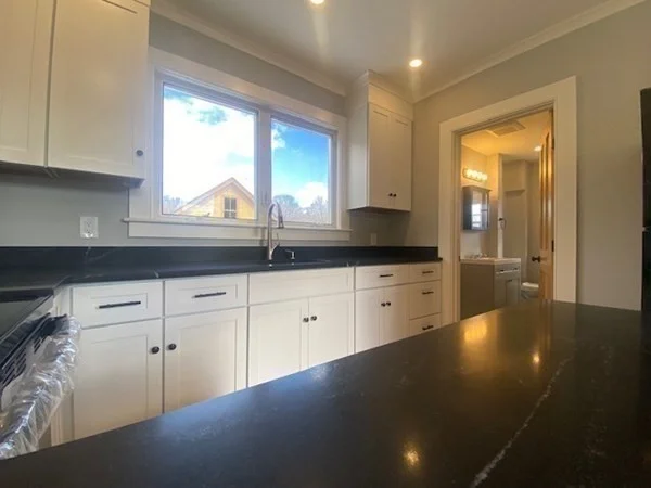 3 bed, 1 bath apartment for rent at 33 Ash St Unit 2, Spencer — photo 8 of 15
