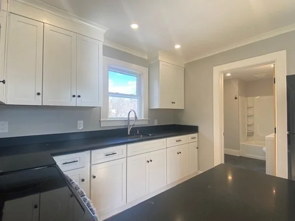 3 bed, 1 bath apartment for rent at 33 Ash St Unit 2, Spencer — photo 5 of 15