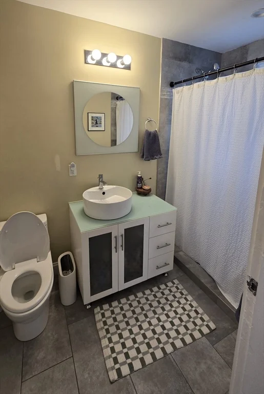 2 bed, 1 bath apartment for rent at 33 Ashfield Unit 1, Roslindale — photo 10 of 13