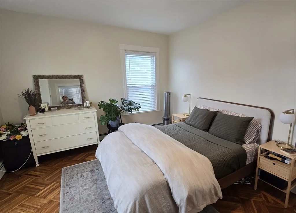 2 bed, 1 bath apartment for rent at 33 Ashfield Unit 1, Roslindale — photo 9 of 13