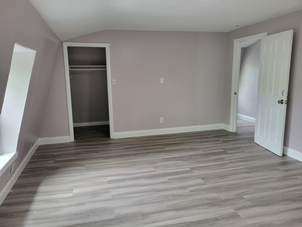3 bed, 2 bath apartment for rent at 33 Austin St Unit 2, Hyde Park — photo 3 of 18
