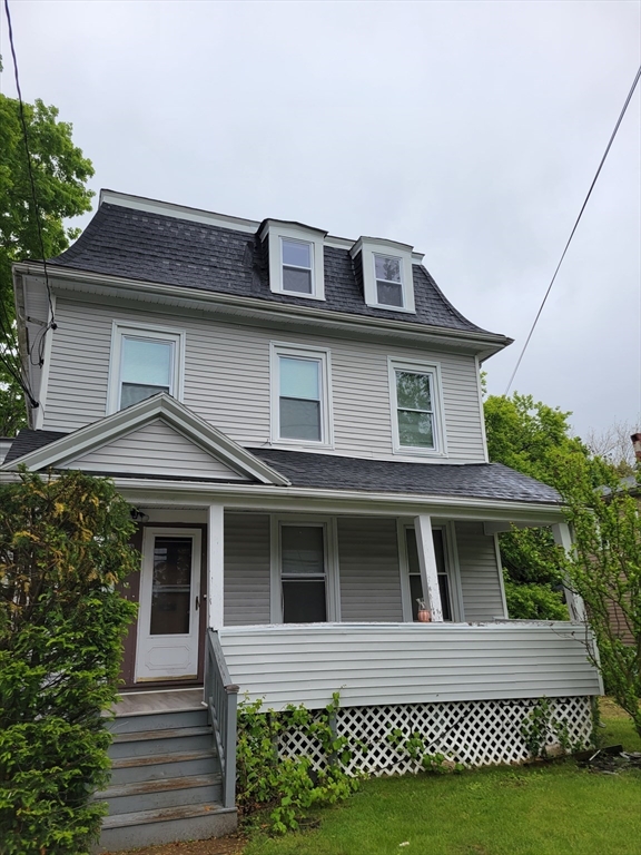 3 bed, 2 bath apartment for rent at 33 Austin St Unit 2, Hyde Park — photo 1 of 18