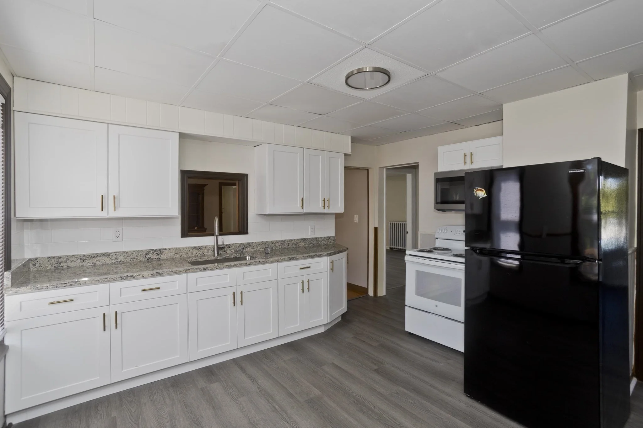 3 bed, 1 bath apartment for rent at 33 Balis St Unit 2, Springfield — photo 9 of 10
