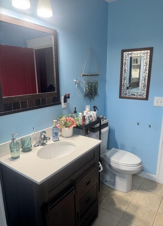 5 bed, 2 bath apartment for rent at 33 Barnes Ave Unit 2, Worcester — photo 13 of 14