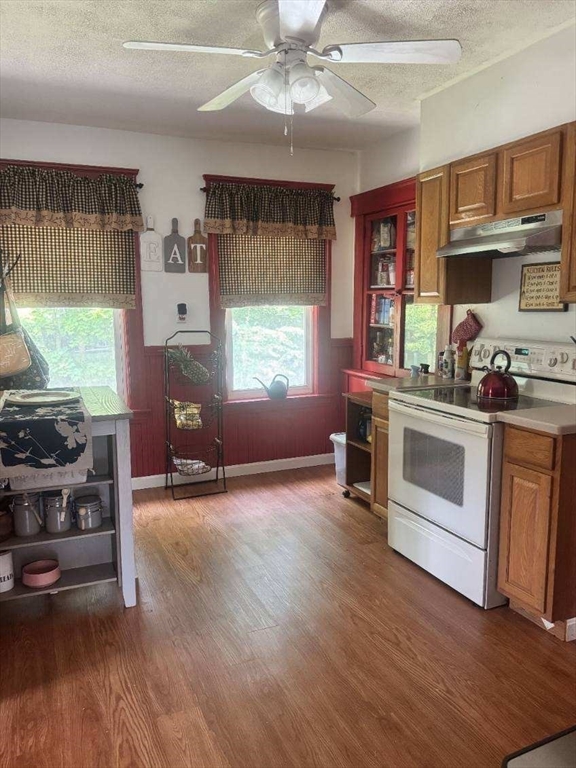 5 bed, 2 bath apartment for rent at 33 Barnes Ave Unit 2, Worcester — photo 8 of 14
