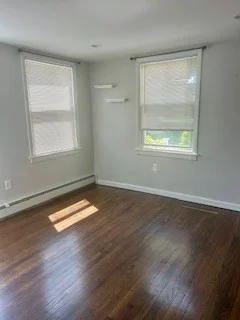 2 bed, 1 bath apartment for rent at 33 Barr St Unit 1, Salem — photo 2 of 11
