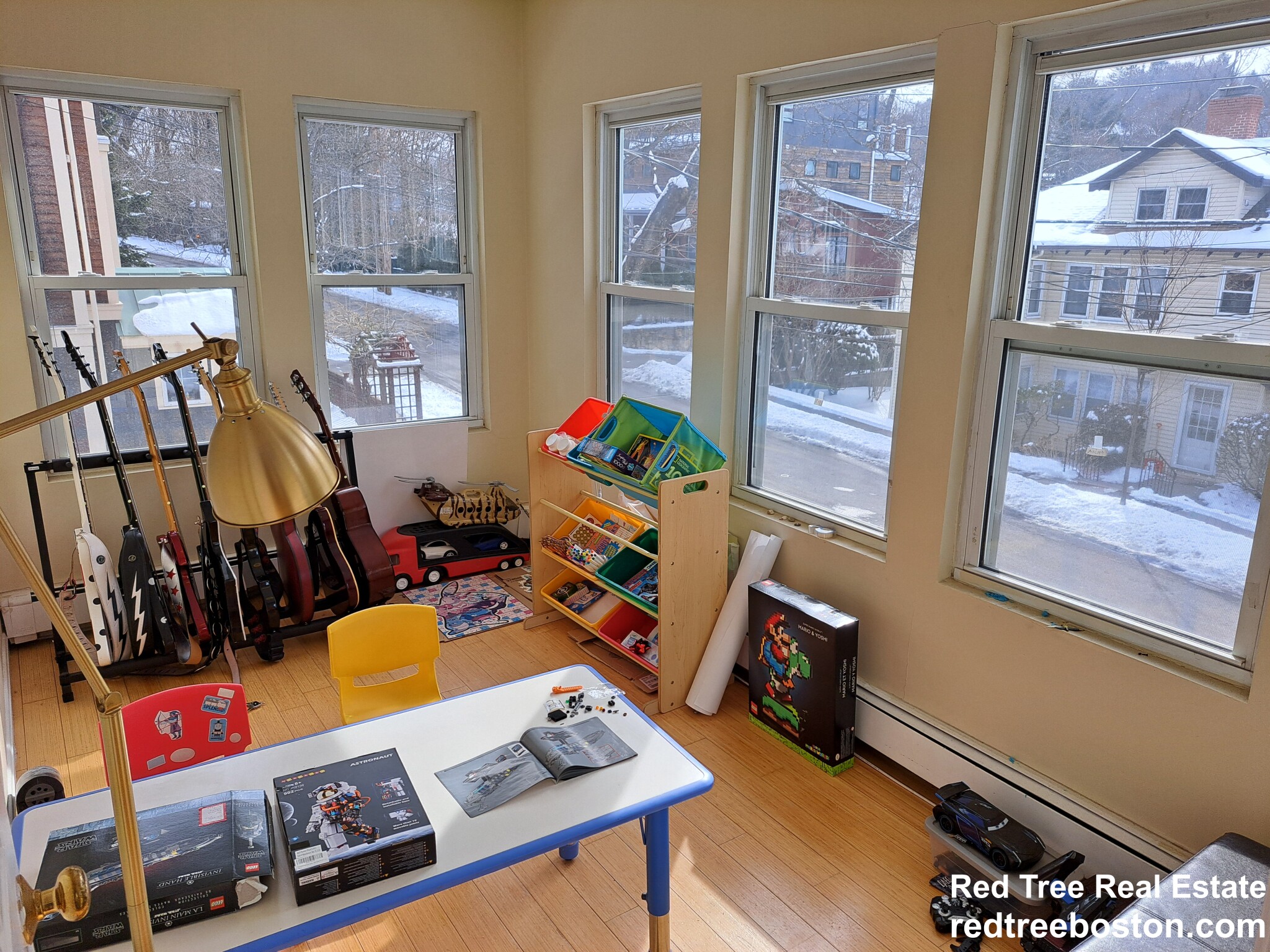 3 bed, 2 bath apartment for rent at 33 Beaconsfield Rd Unit 2nd Floor, Aspinwall Hill — photo 8 of 18