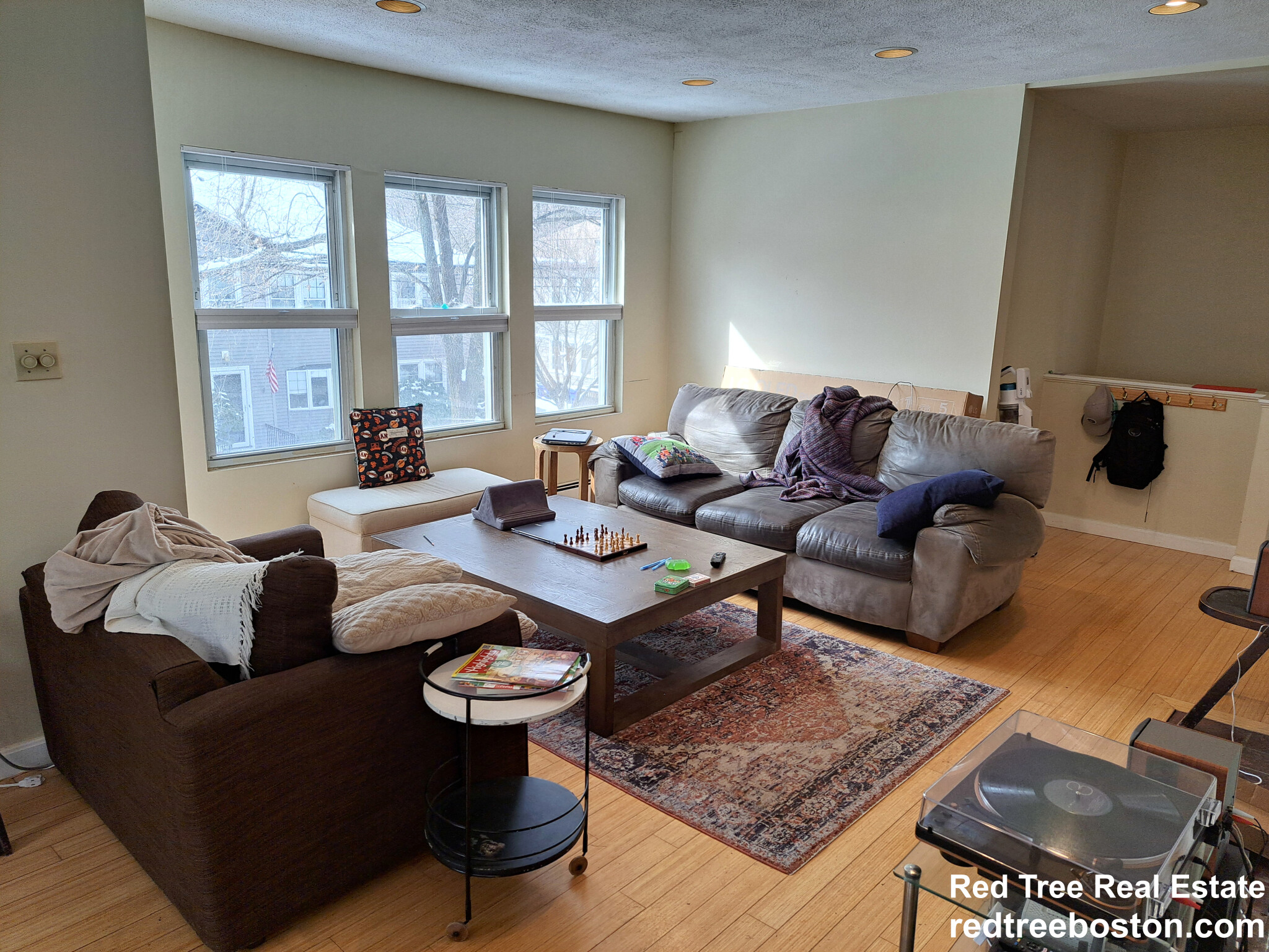 3 bed, 2 bath apartment for rent at 33 Beaconsfield Rd Unit 2nd Floor, Aspinwall Hill