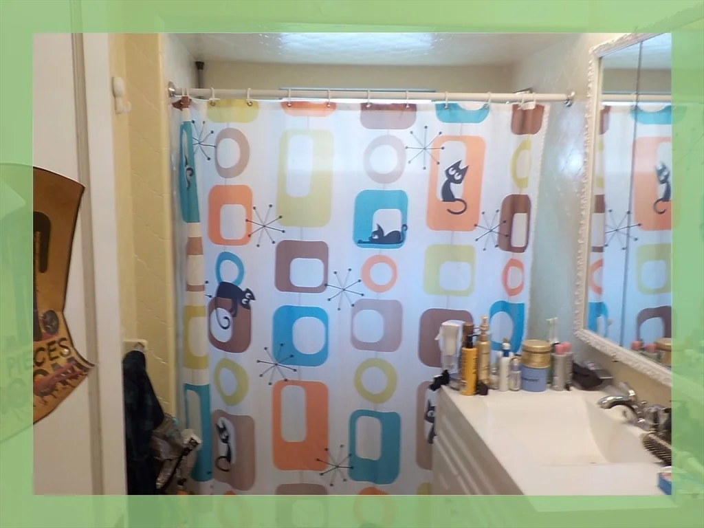 2 bed, 1 bath apartment for rent at 33 Boylston St Unit 2, East Watertown — photo 16 of 26
