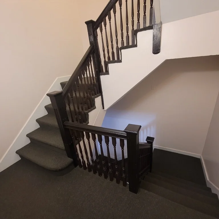 2 bed, 1 bath apartment for rent at 33 Brainerd Rd Unit 207, Allston — photo 4 of 10