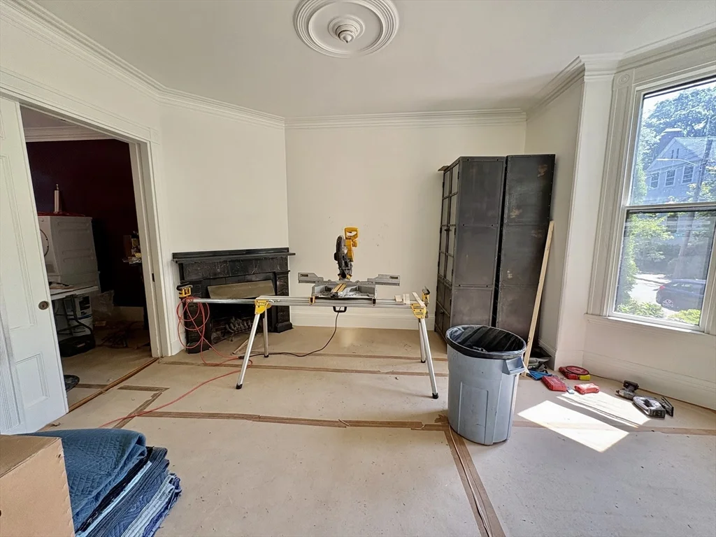 5 bed, 3 bath apartment for rent at 33 Brewster Unit 33, West Cambridge — photo 5 of 16