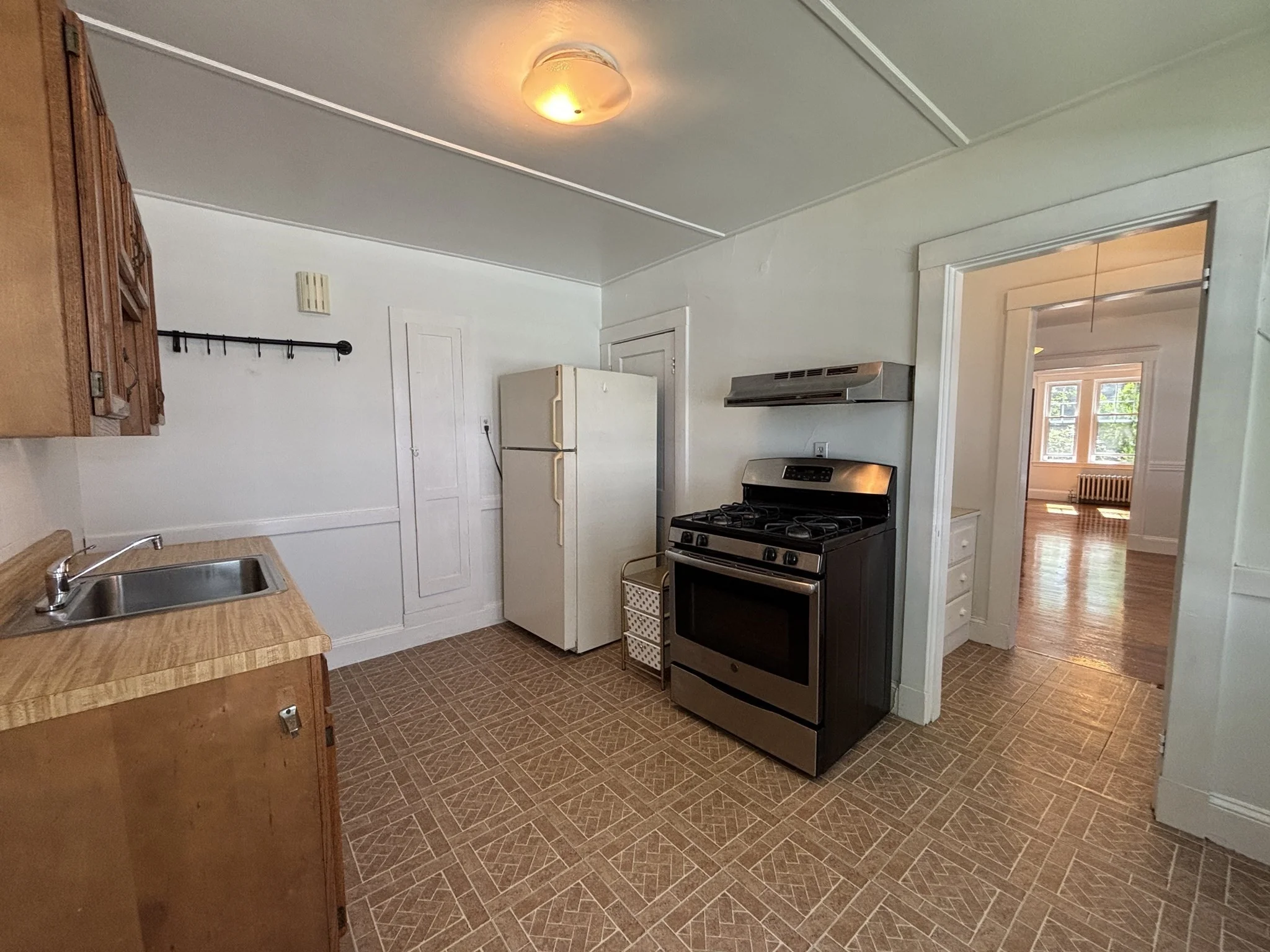 2 bed, 1 bath apartment for rent at 33 Brington Rd Unit 1, Brookline Hills — photo 6 of 15