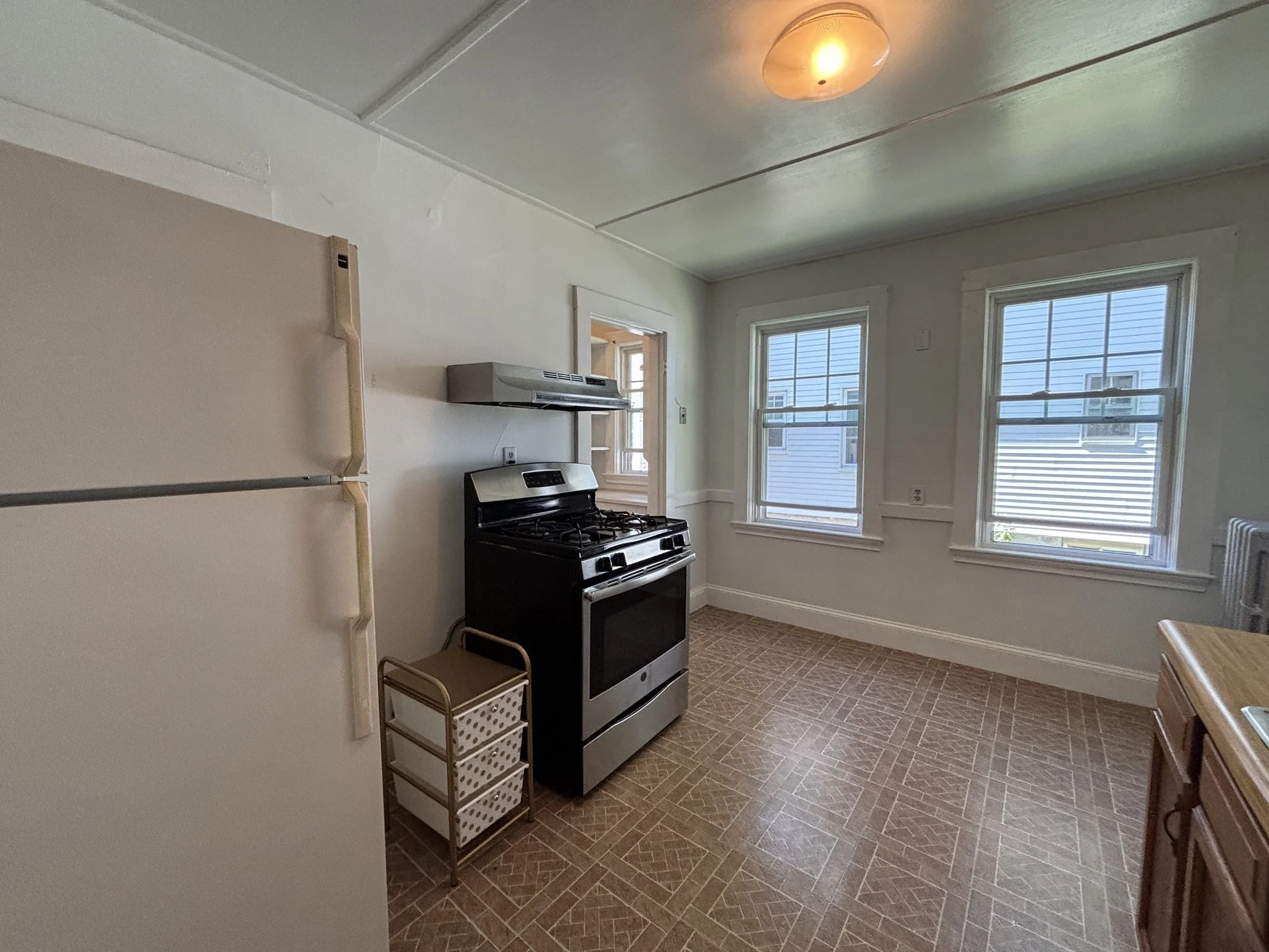 2 bed, 1 bath apartment for rent at 33 Brington Rd Unit 1, Brookline Hills — photo 5 of 15