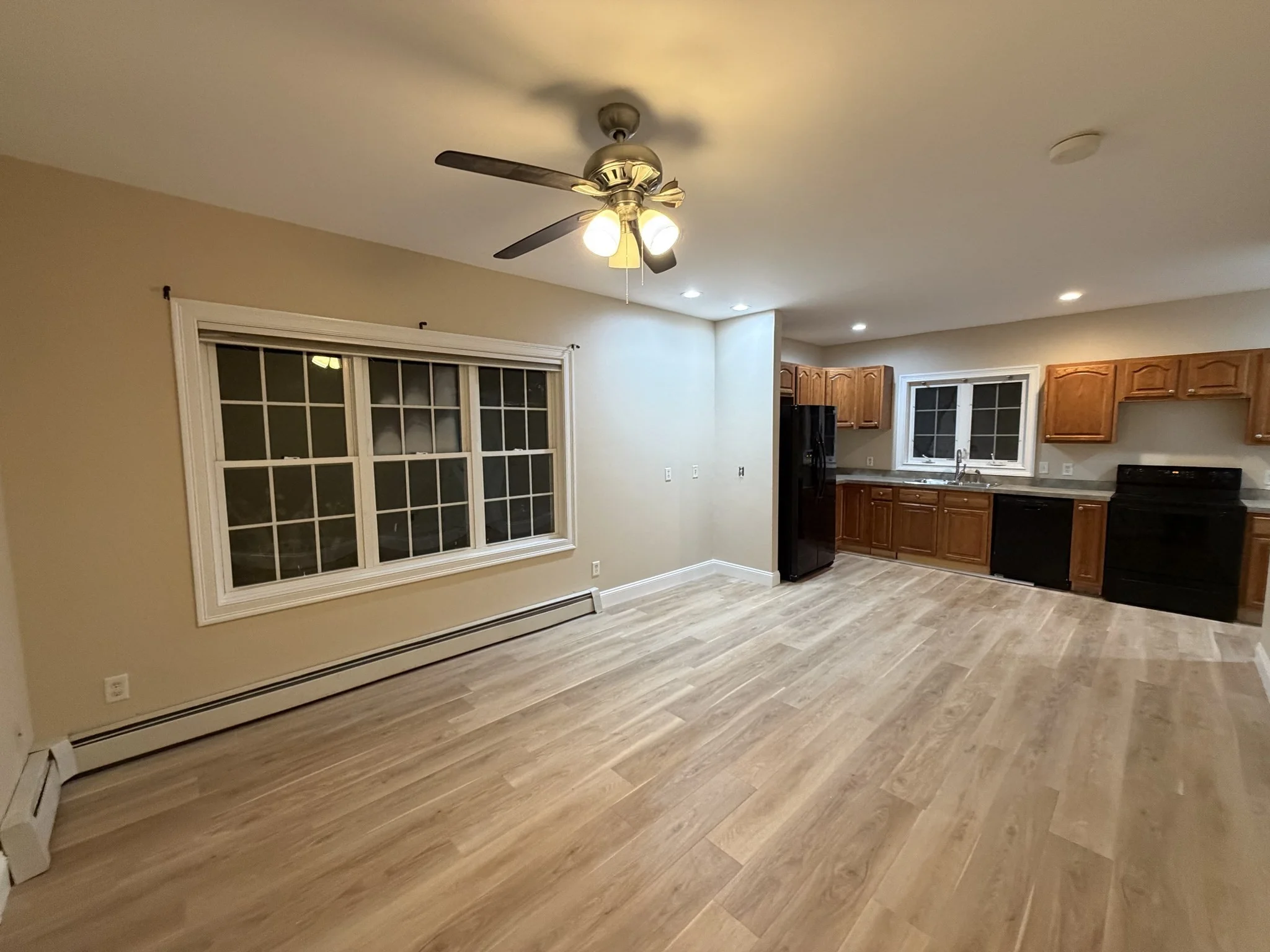 1 bed, 1 bath apartment for rent at 33 Brunelle Dr Unit 2, Rutland — photo 5 of 12